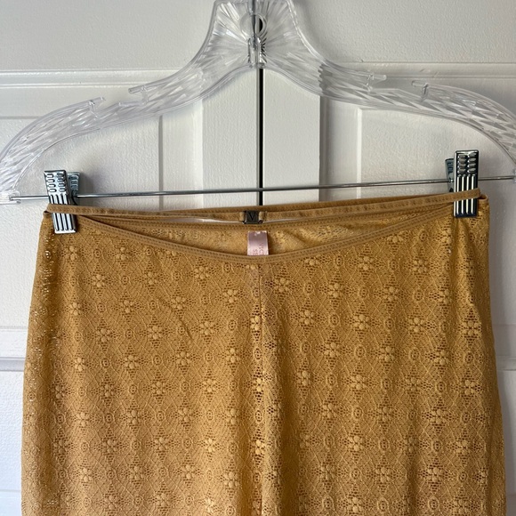 Victoria Secret Flared Pants - Picture 3 of 4